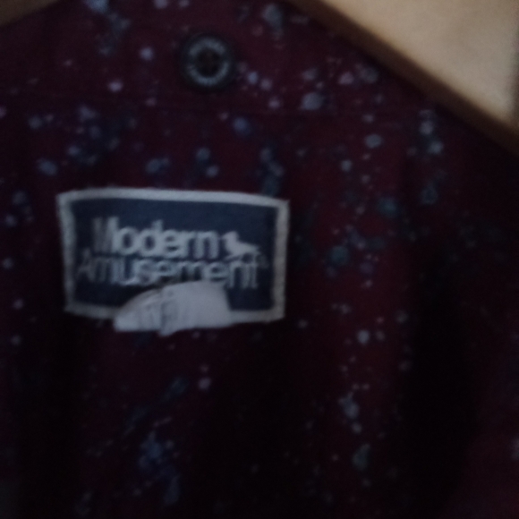 Olive Green and Red Plaid Button-Up Shirt ( Bag N ) - Picture 2 of 3